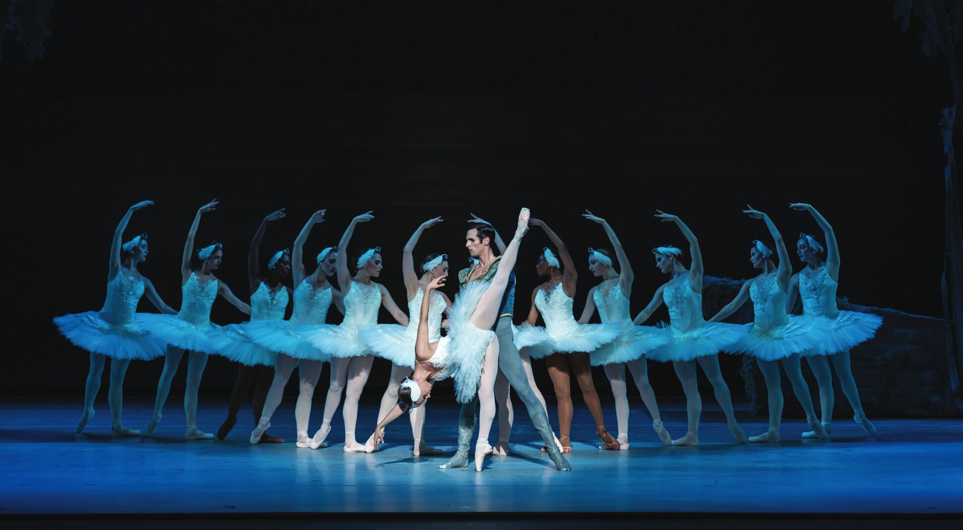 SWAN_LAKE_SARAH_2018-0387.2025.Karyn Photography.jpg