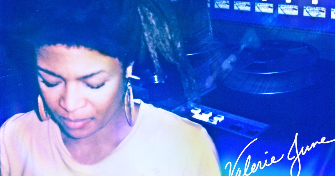 Another Look: Valerie June, ‘Owls, Omens, and Oracles’