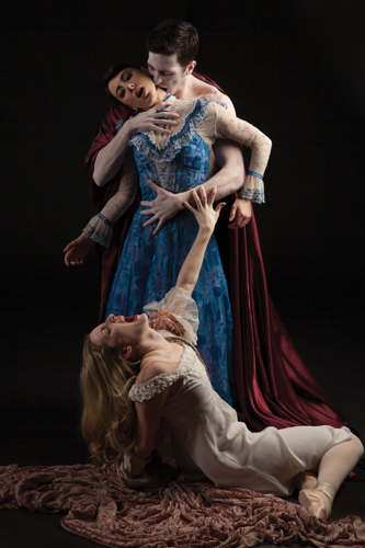 Nashville Ballet inaugurates its Fall Contemporary Series with the resurrection of <i>Dracula</i>