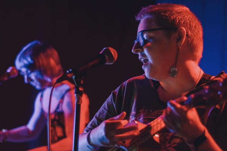 Holy Bongwater 011026 Cobra-24.jpg