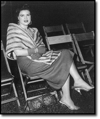 What To Wear: Patsy Cline exhibit at the Country Music Hall of Fame and Museum