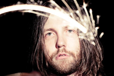 Meet Aaron Lee Tasjan, slacker perfectionist and sharp-witted put-on artist