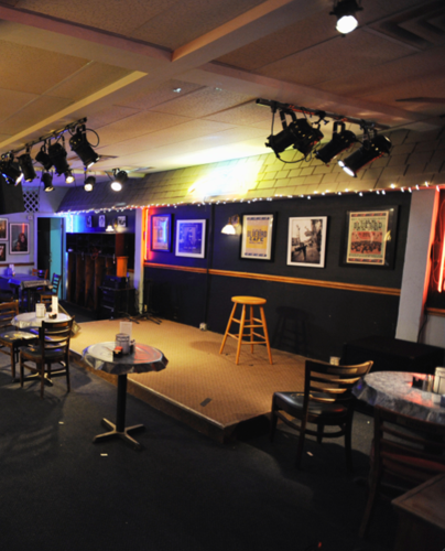 Look! Images of Replicated Bluebird Cafe From the Set of ABC's <i>Nashville</i>