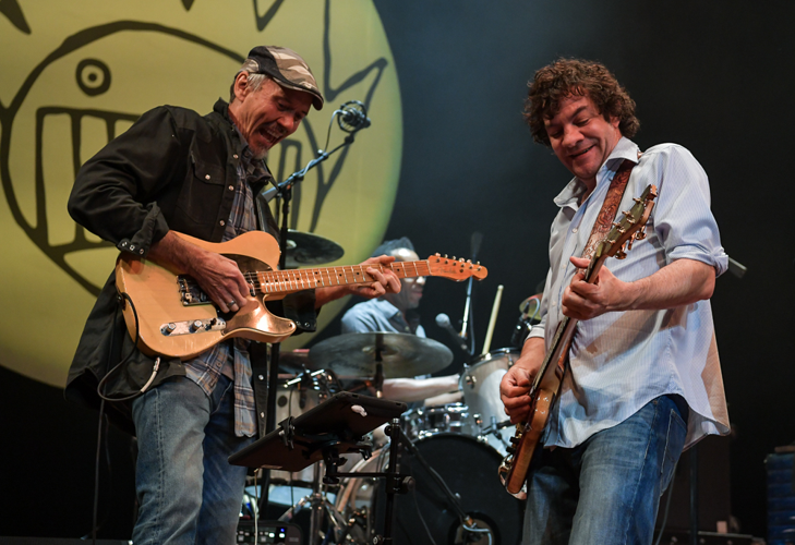 Ween and The Shit Creek Boys Go for the Gold at the Ryman