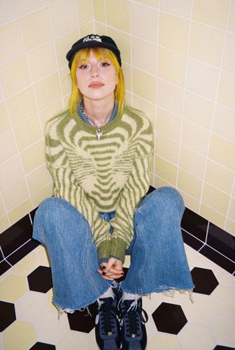 Hayley Williams album production and release bts photo