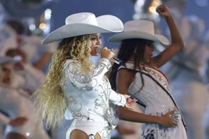 Country Music Almanac 2025: Gardening Lessons