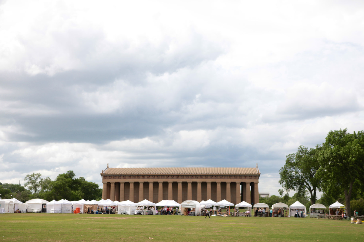 Tours by Josh Whitehead: John W. Thomas Monument, image size:1200x800