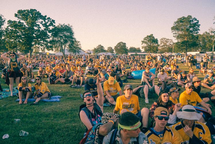 Bonnaroo 2017 Kicks Off Bright and Cool With The Lemon Twigs, Innanet James and More