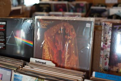 Grimeys_0003.jpg
