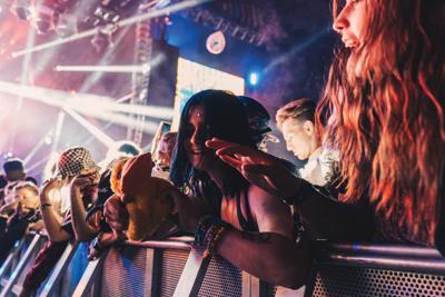 crowd at Bonnaroo 2019