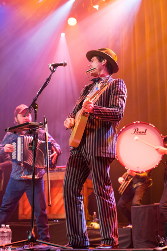 The Spin: Old Crow Medicine Show at the Ryman, 12/30/2017