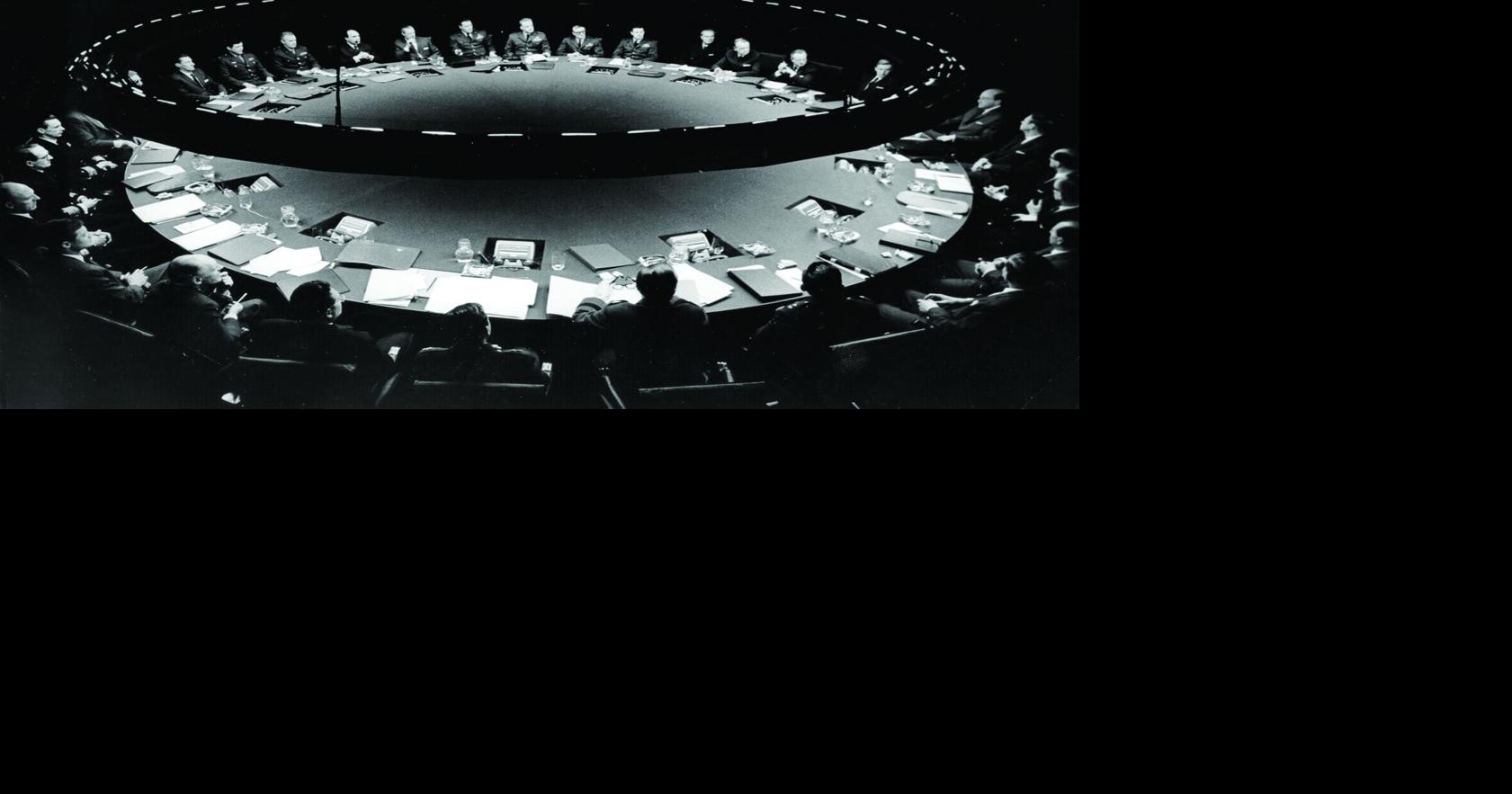 Critic's Pick: 'Dr. Strangelove or: How I Learned to Stop Worrying and Love the Bomb'