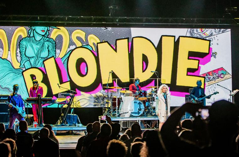 Blondie at Opry House Aug. 24 2022 01