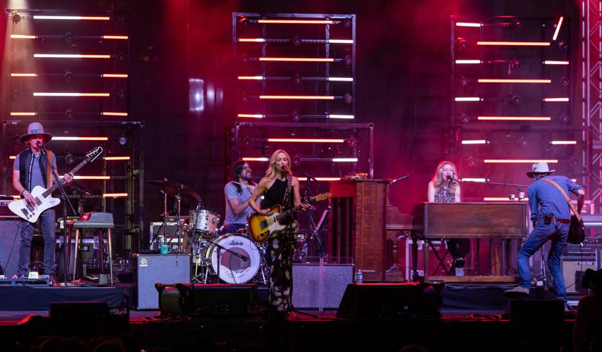 Sheryl Crow-17.jpg