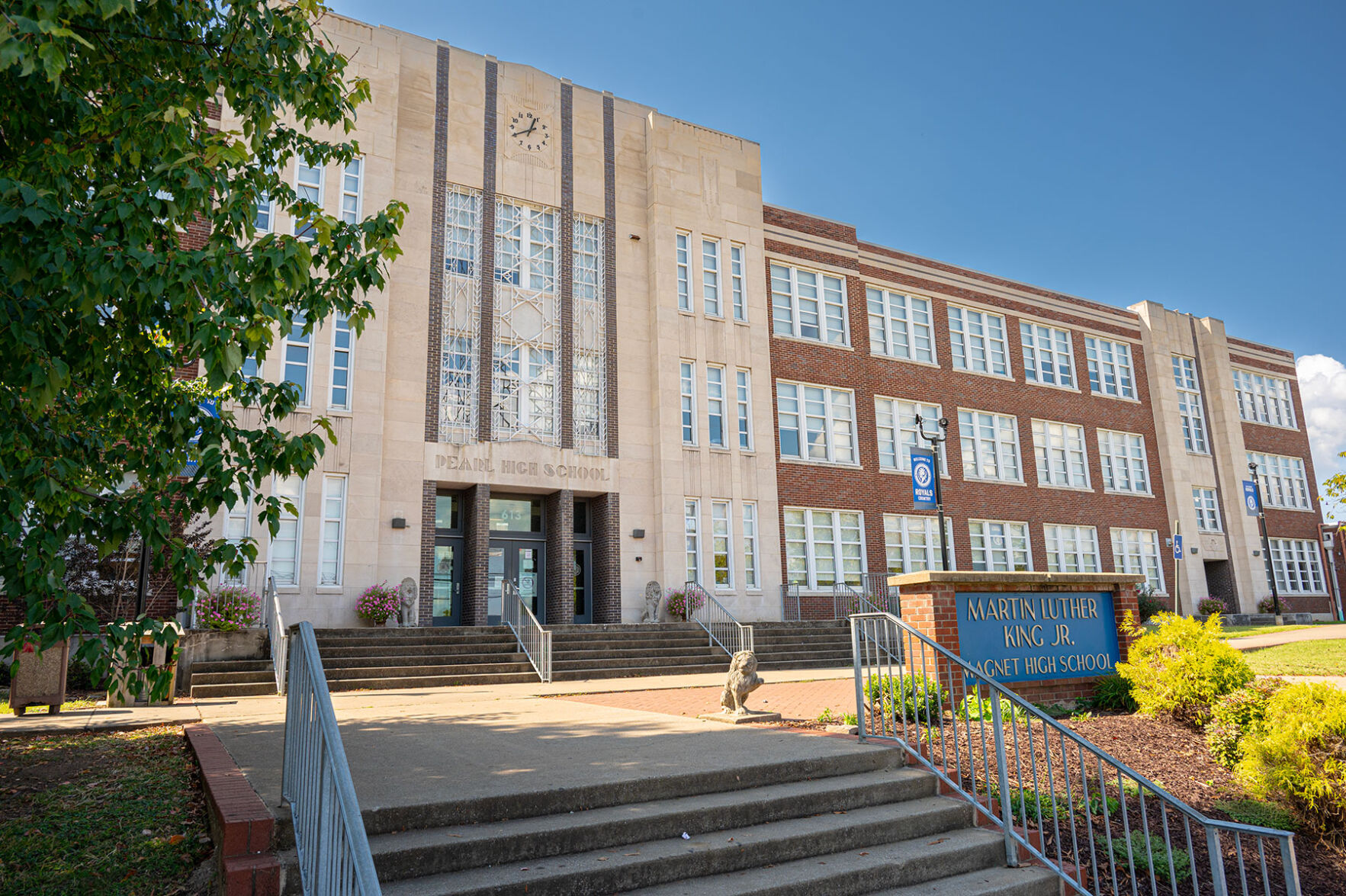 Martin Luther King Jr. Magnet High School