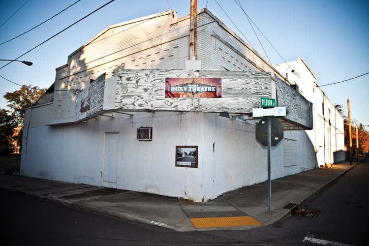McFerrin Park neighbors throw a weekend event to save East Nashville's historic Roxy Theatre
