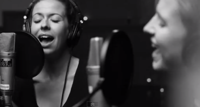 Watch Hayley Williams Harmonize With Joy Williams on 'Hate to See Your Heart Break' [Fresh Vid]