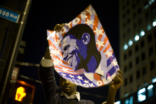 Hundreds of Thousands Flock to Obama Rally in Chicago