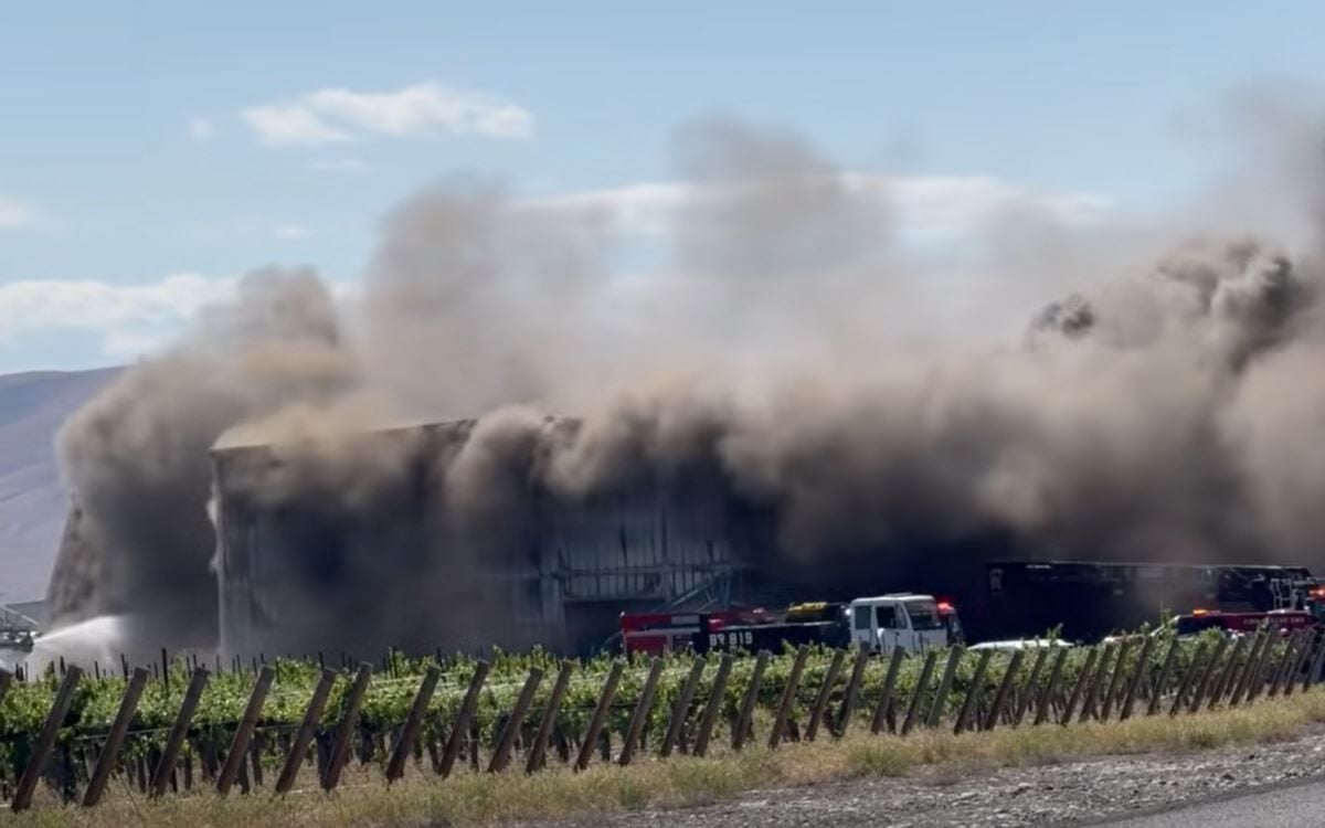 Fire erupts at facility storing 4.5 million gallons of wine near Mattawa