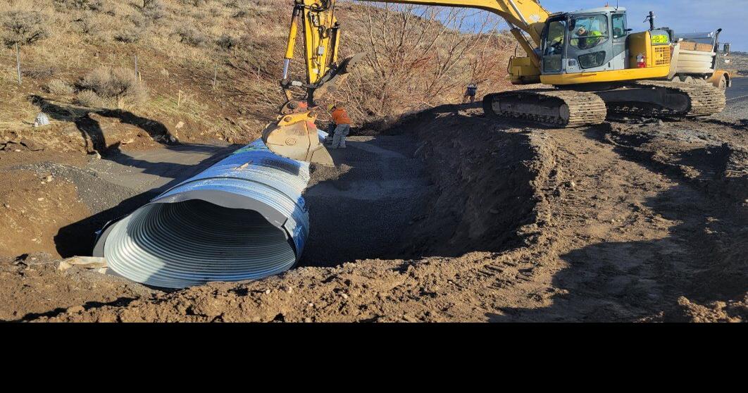UPDATE Sinkhole south of Washtucna repaired, SR 261 reopened News