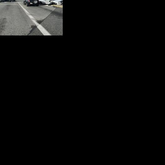 Collision blocks traffic on 395, Vista Way