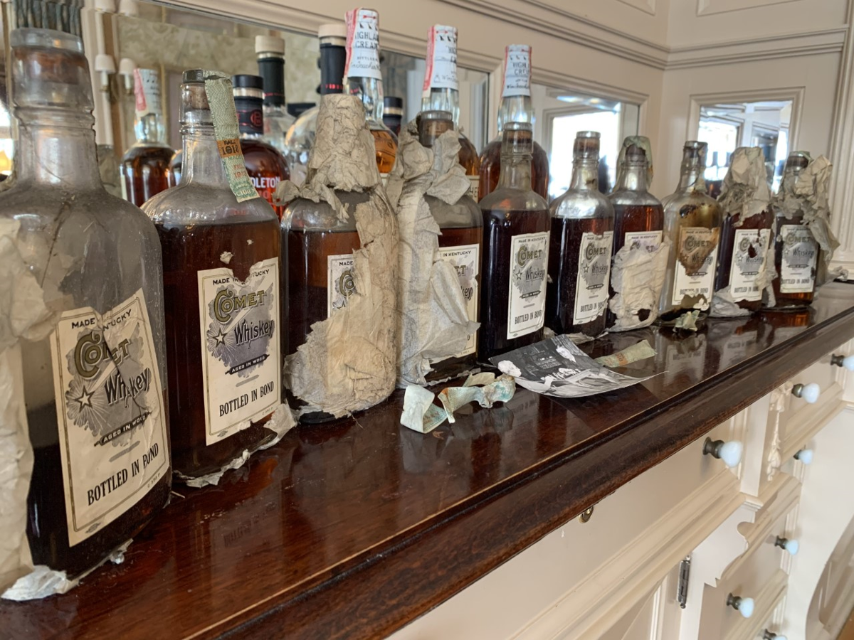 Pendleton Couple Finds Pre Prohibition Era Whiskey Bottles Hidden In Their Bed And Breakfast News Nbcrightnow Com