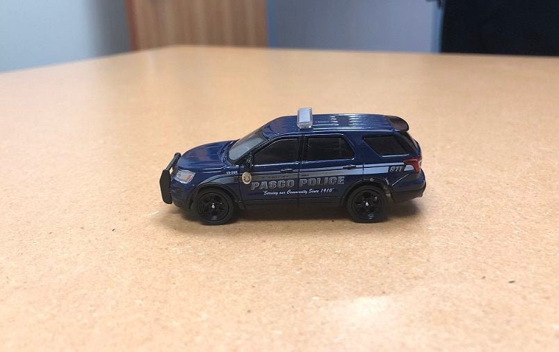 toy police car