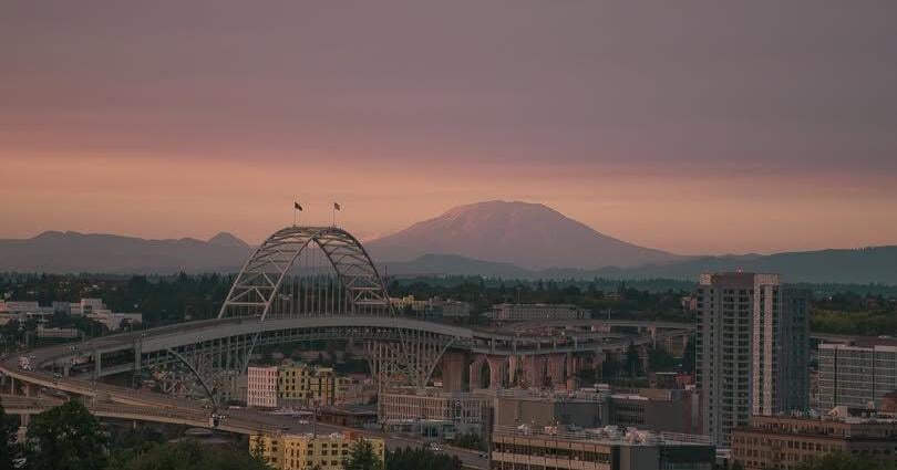 Portland flights return to Pasco as Alaska Airlines launches PSC service