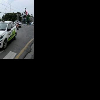 Fume-free taxis and cars manufactured in China are a common sight in Kathmandu, with traffic officials estimating that up to 60 percent of microbuses entering the city from key routes are now electric