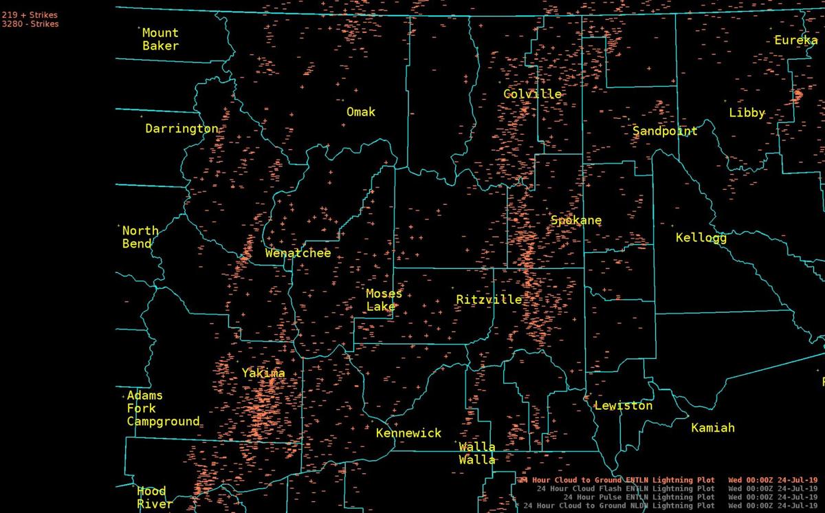 28,630 cloud flashes and 3,499 lightning strikes across Washington from