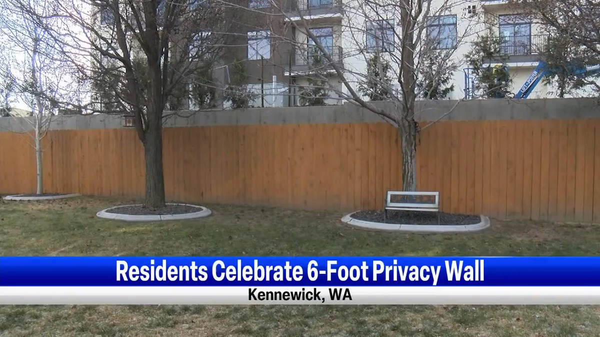 Teen girls Kennewick