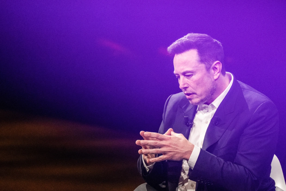 Elon Musk, Twitter and Why Online Speech Gets Moderated - Bloomberg