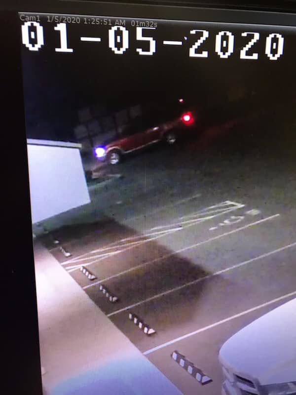 Kennewick Police Searching For Commercial Burglary Auto Theft Suspects