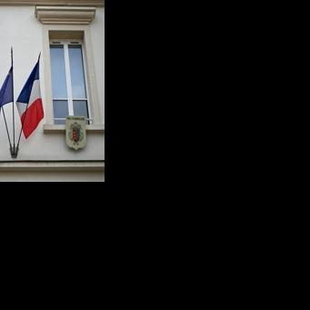 Several far-right mayors in France have taken down EU flags from the facades of their town halls