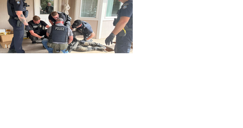 Suspicious man near elementary school arrested by KPD after hiding under deck - Vimarsana News