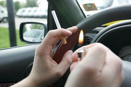 cigarettes in car Smokers Should Think Twice Before Throwing Cigarette Butts out Car Windows  | Archives