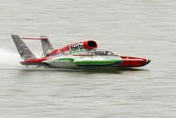 Go Fast Turn Left Racing returns to Seafair with three generations ready to  race