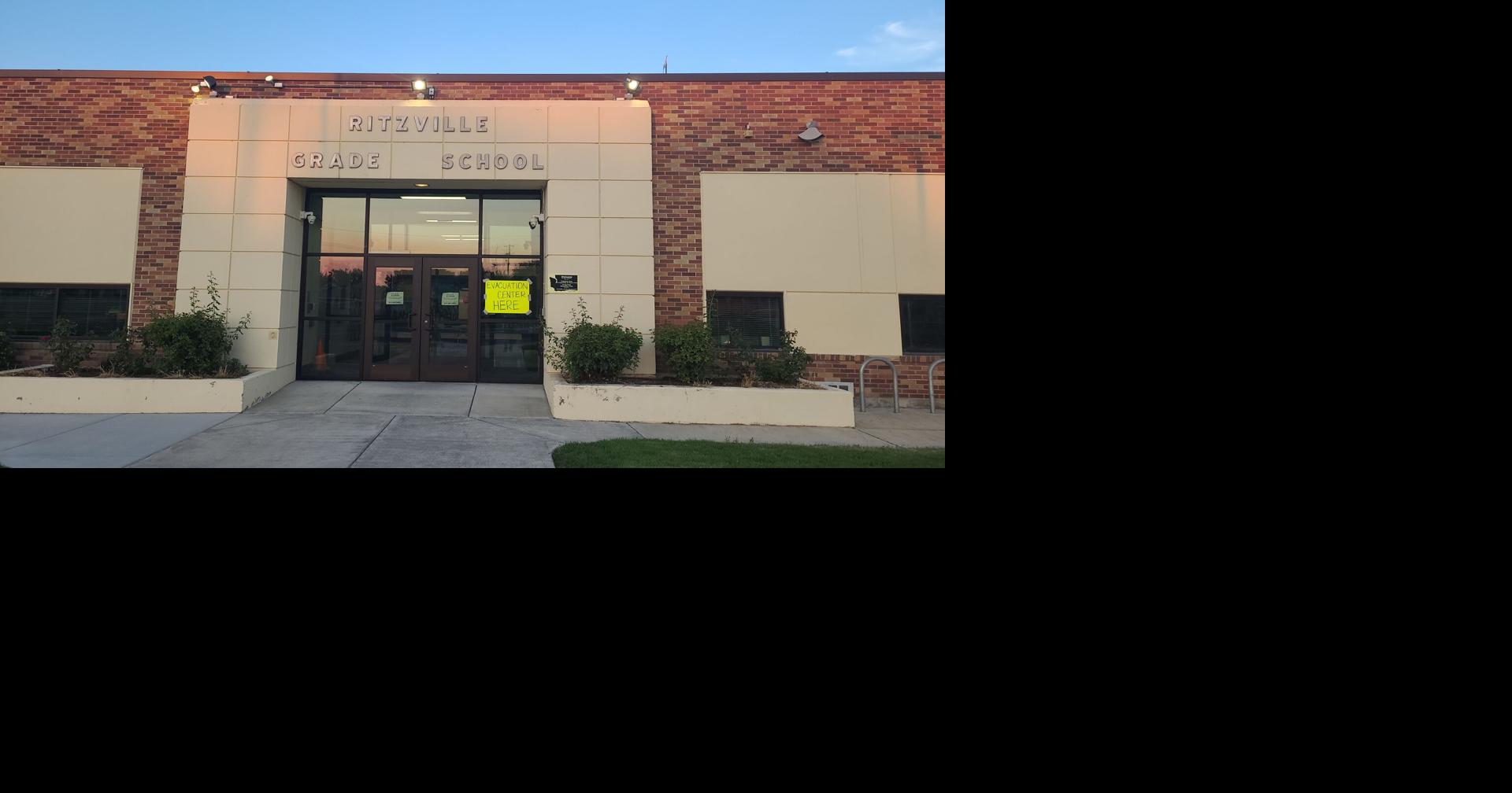 Evacuation shelter for Lind fire operating at Ritzville Grade School