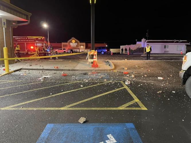 Avoid Dollar General in Umatilla after car crashes into building News
