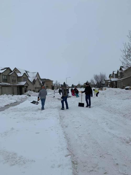 Tamara Pastorino Wikstrand Shoveling our street in Horn Rapids so we can all get out..jpg