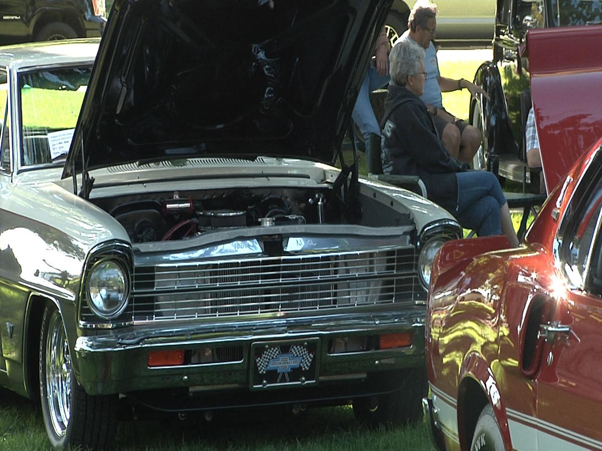 Arkansas police ask for witnesses to shooting at car show ...