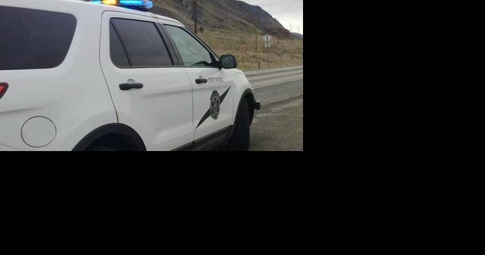 Driver hospitalized after wrong-way crash near Moxee - Vimarsana News