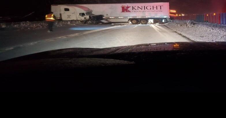 i-90-closed-in-three-places-blocking-both-directions-over-snoqualmie