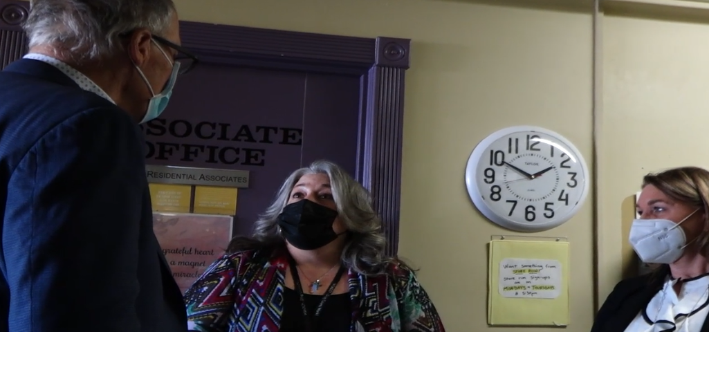 Inslee tours The Center for Drug and Alcohol in Wenatchee News