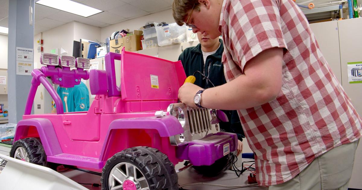 Adaptive Play class at Wenatchee High School combines innovation and inclusivity