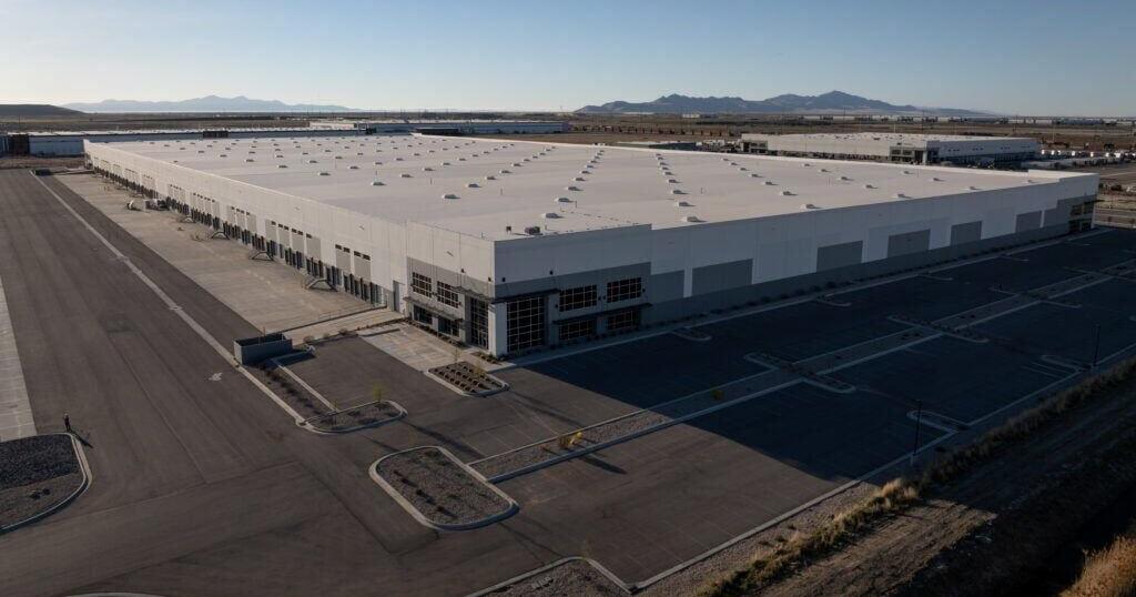 Mayor says ICE is planning ‘mega center’ with capacity for 10,000 at Salt Lake City warehouse