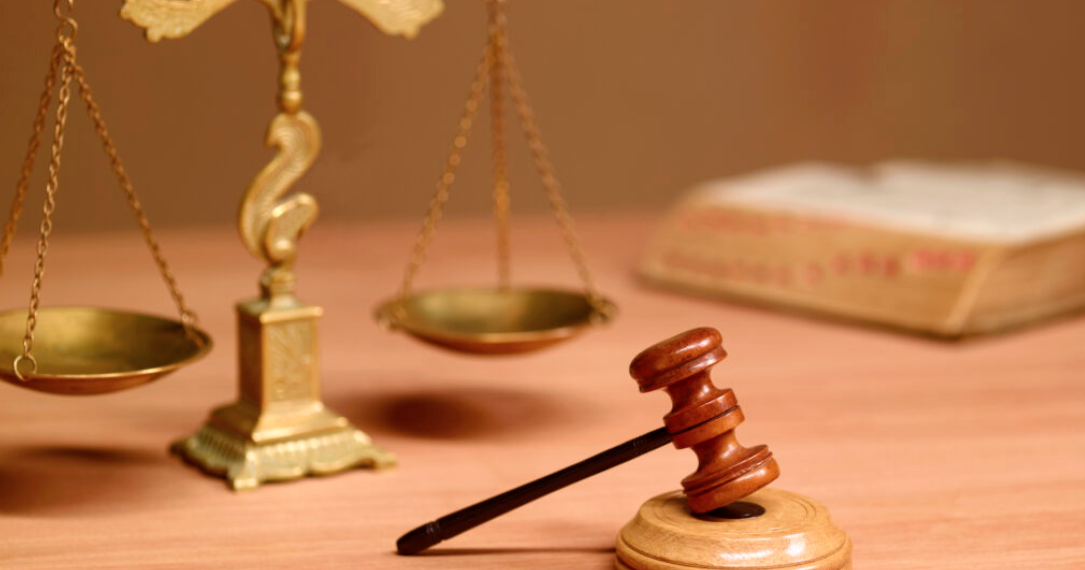 Federal judge blocks immigration agents from making warrantless arrests ...