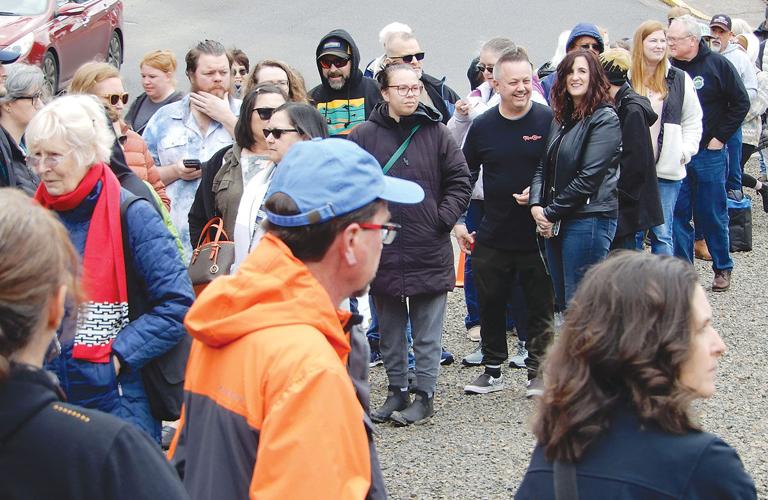 Crab Feed draws hundreds News