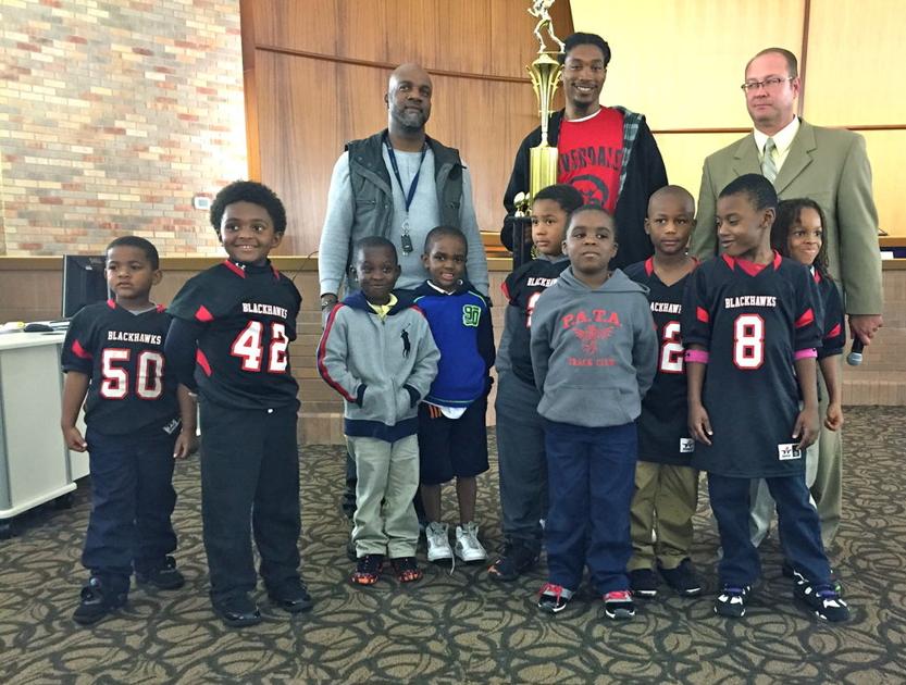 Riverdale Blackhawks Thank City Council For Football Success News News Daily Com