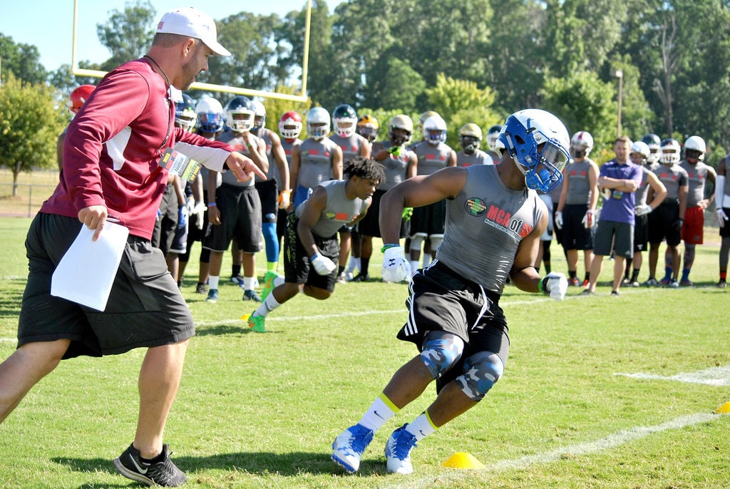 Top Recruits Training Camp Draws Top College Football Coaches To The Southern Crescent News News Daily Com